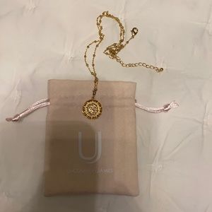 Uncommon James - Atocha necklace in gold.
